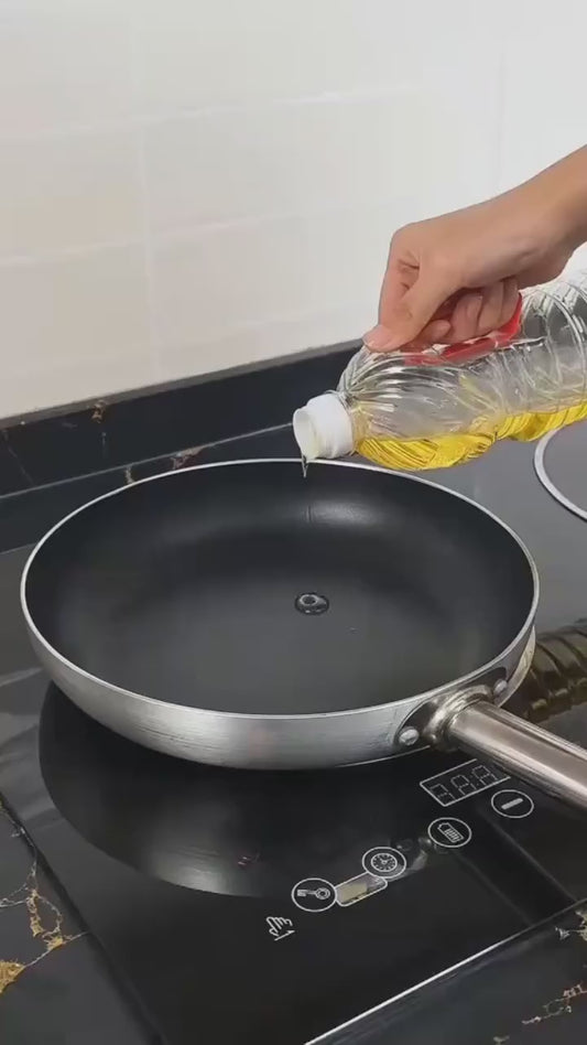2-in-1 Oil Spray Bottle | Adjustable Mist & Dispenser | 470ml Leak-Proof Glass Container | For Cooking, BBQ, Baking & Air Fryer 380ml